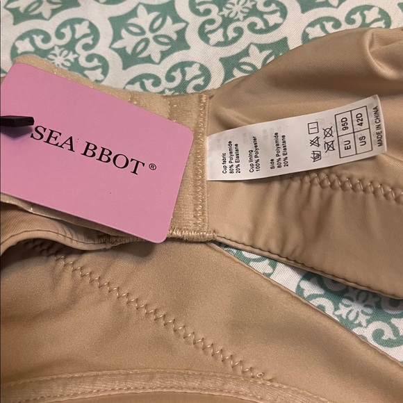 Elegant cream Women's Bra - Picture 4 of 5